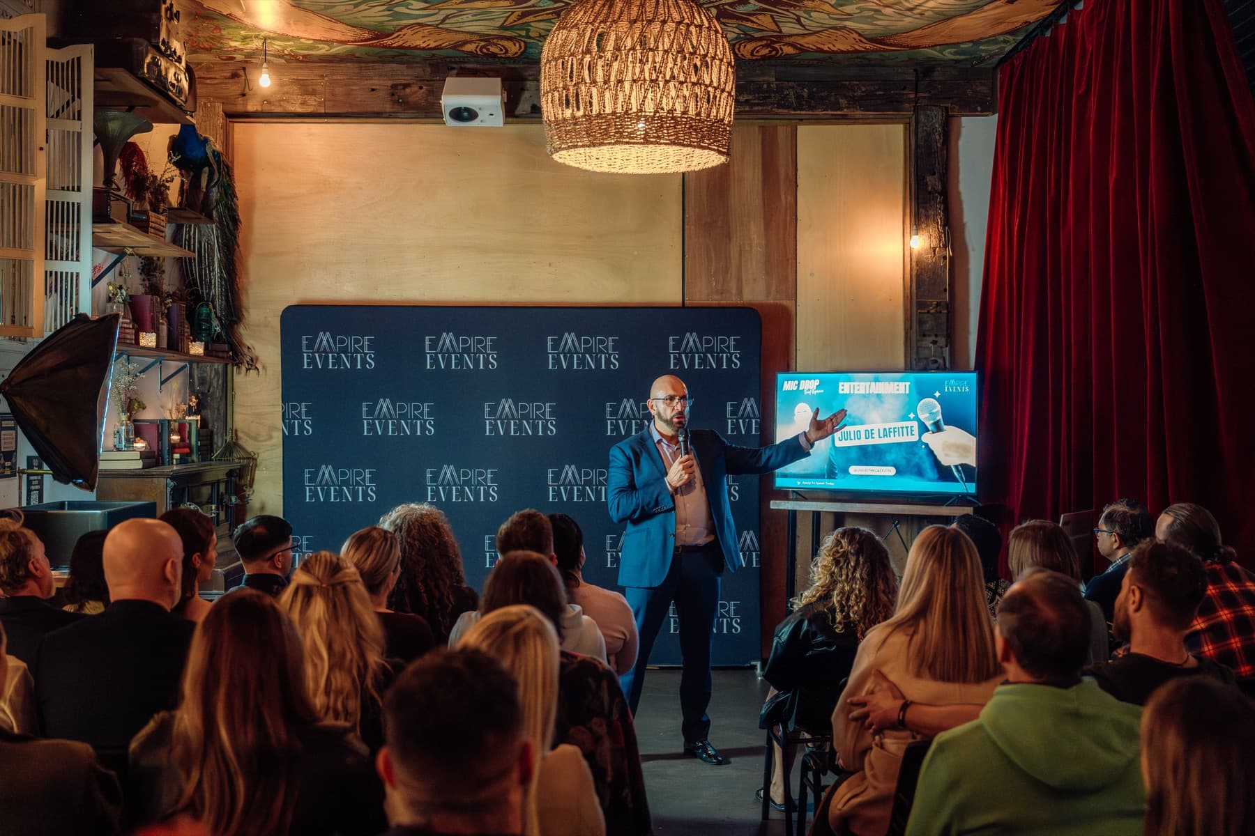 Julio De Laffitte speaking at a JDL Strategies event